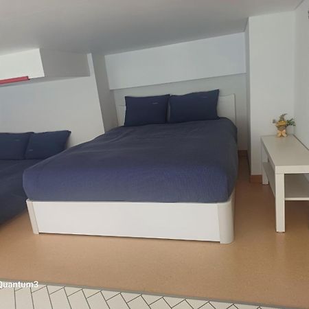 Hongdae Residence - 1Min From Hongik Uni Station Exit #1 Σεούλ Εξωτερικό φωτογραφία